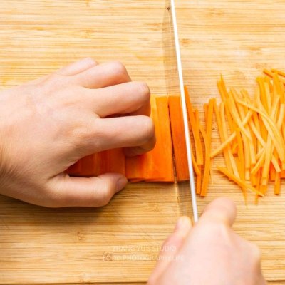 醋溜土豆丝的做法家常菜（百吃不厌的醋溜土豆丝）