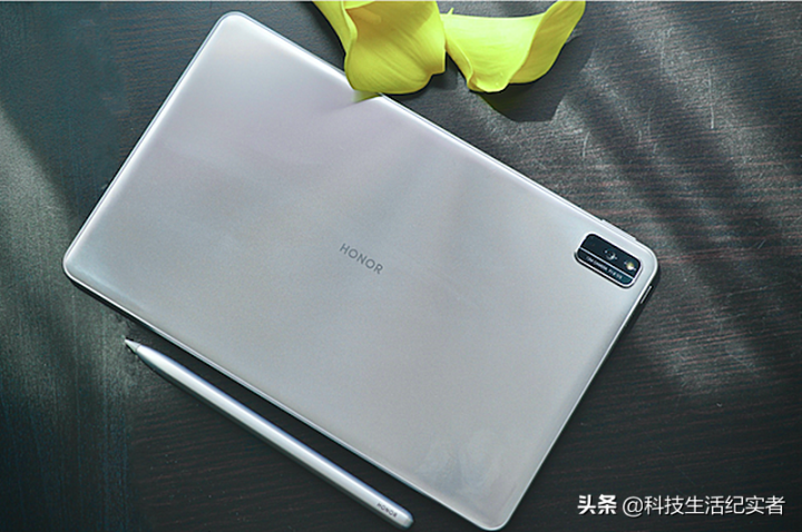 玩吃鸡平板买什么比较好（分享3款性价比高的平板）