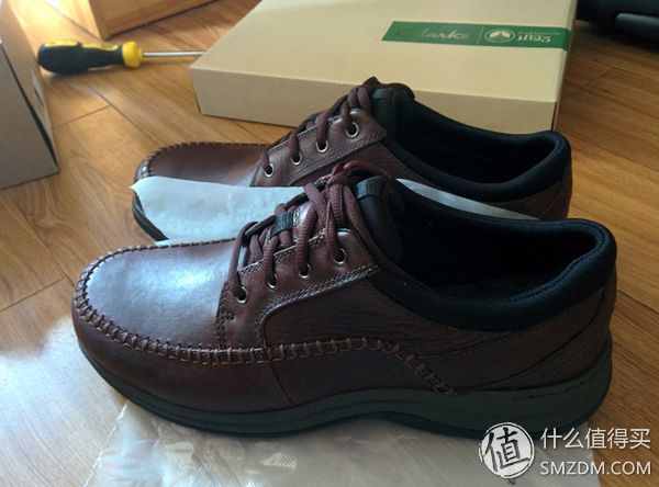 clarks是什么牌子皮鞋（英国经典品牌男款皮鞋介绍）