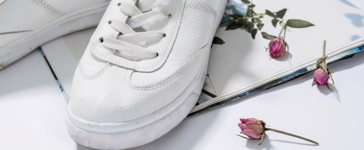 刷鞋子用什么刷的干净（全方位的鞋子清洗指南）