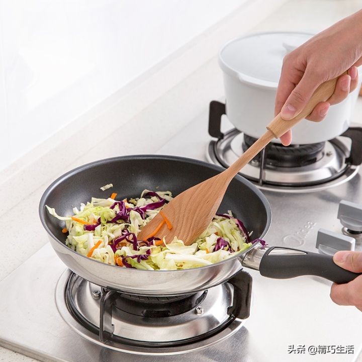 不粘锅烧焦了怎么样去除焦（快速去除黑焦的有效方法）