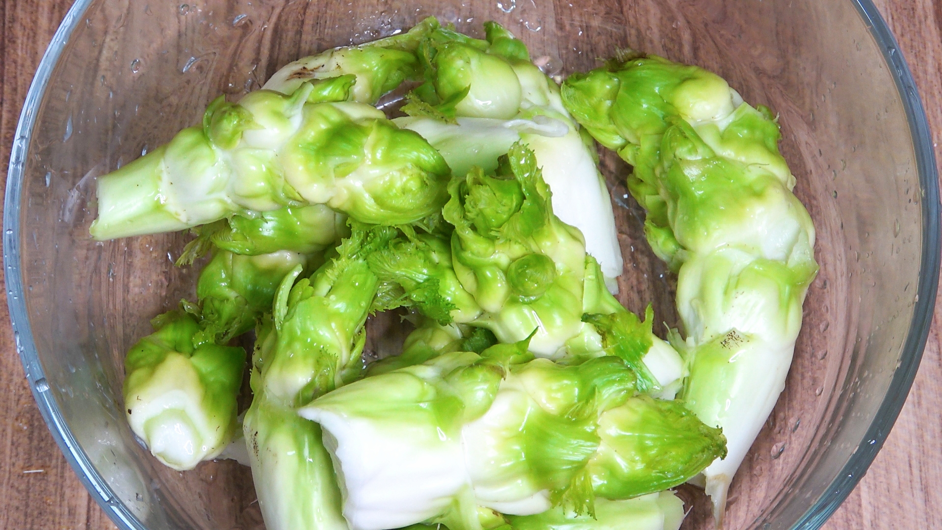 儿菜怎么腌制好吃（教你四川特色做法鲜香爽脆）