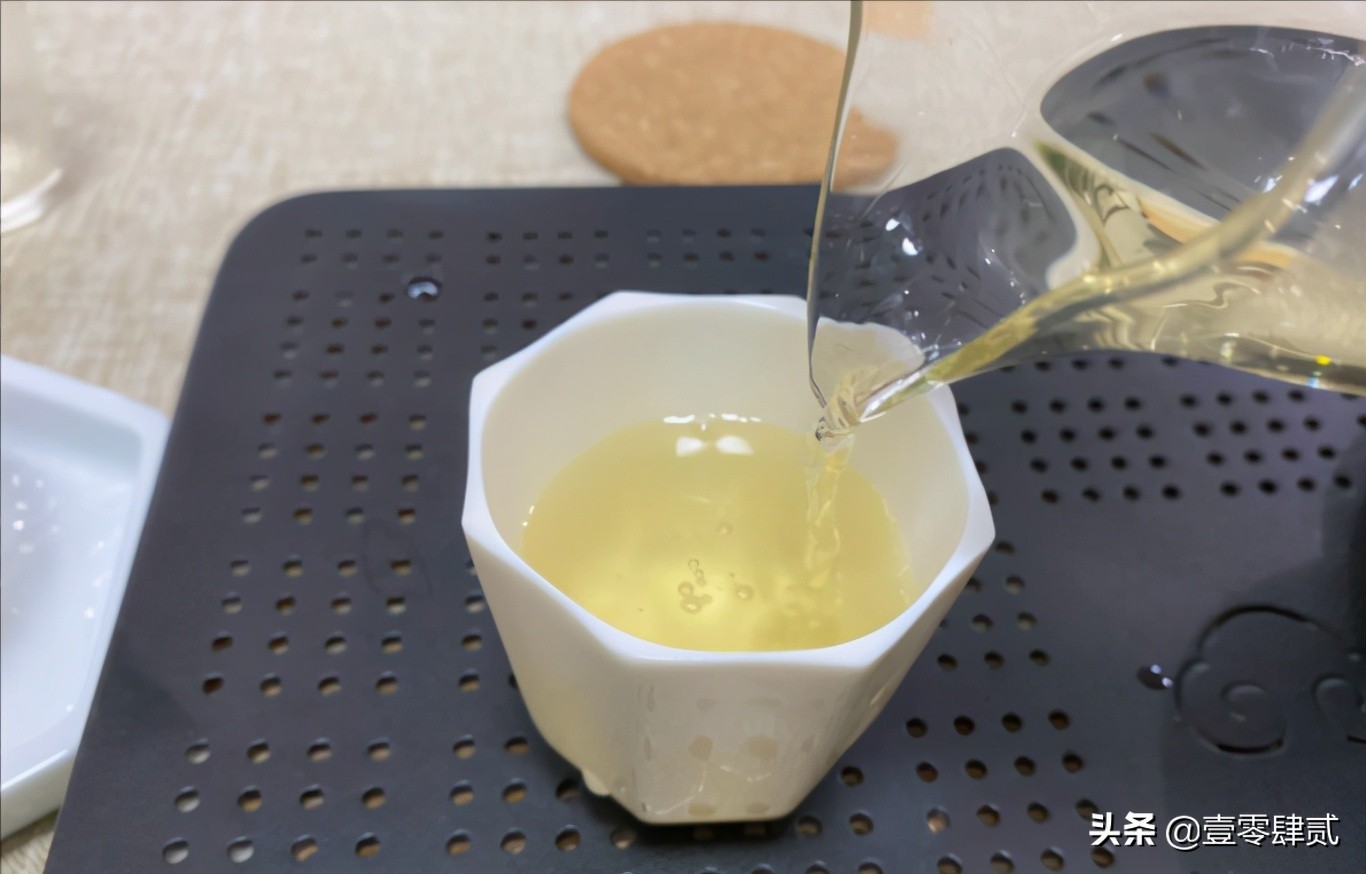 调味茶和茶有什么区别（揭秘二者之间的本质区别）