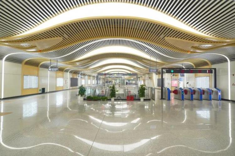 长沙轨道交通远期规划「到2026年长沙轨道运营里程将超300公里建成线路15条段」