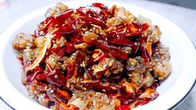 ​重庆辣子鸡的制作方法（正宗辣子鸡的家常做法）