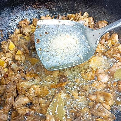 重庆辣子鸡的制作方法（正宗辣子鸡的家常做法）