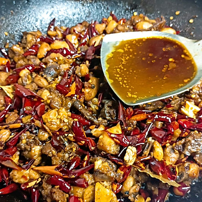 重庆辣子鸡的制作方法（正宗辣子鸡的家常做法）