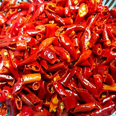 重庆辣子鸡的制作方法（正宗辣子鸡的家常做法）