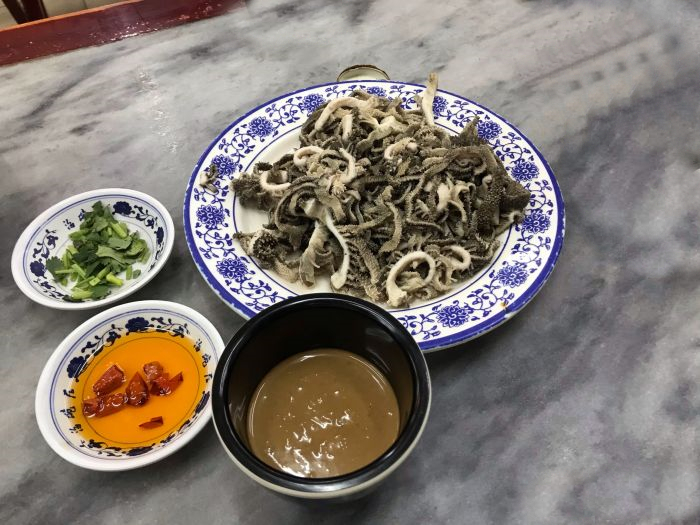 水爆肚的做法（附京味麻芝酱味碟及红油味碟调制）