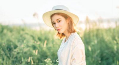 ​男生喜欢用身体靠近你，男人的这些身体语言