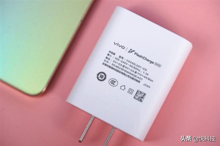 vivos12参数详情配置（轻松续航一整天）