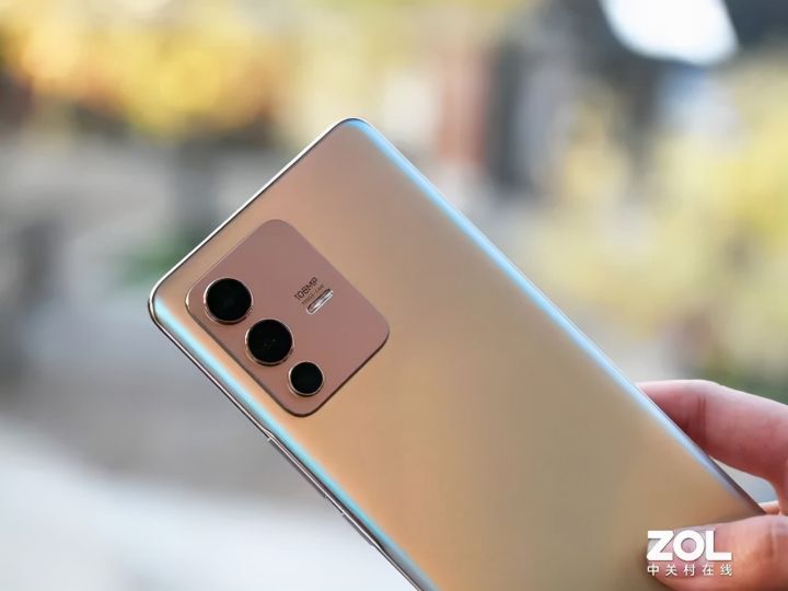 vivos12pro手机怎么样（综合表现均衡的手机）