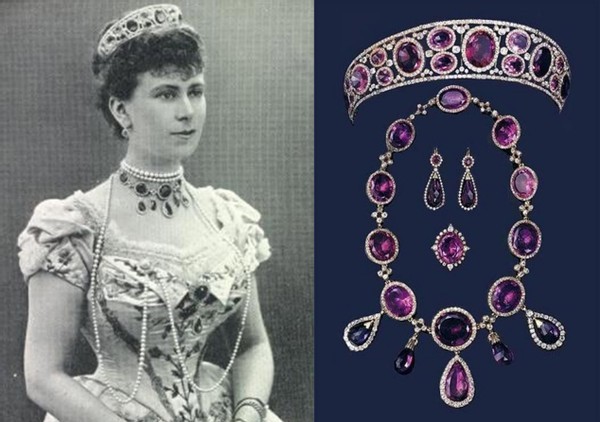 紫水晶项链图片（紫色也一直是奢侈和贵族的象征）