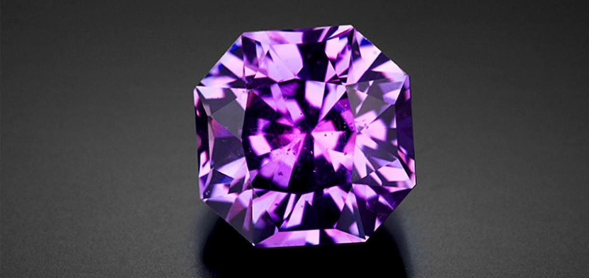 紫水晶项链图片（紫色也一直是奢侈和贵族的象征）