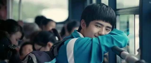 攀比心理的典型例子（中学生新型攀比方式）