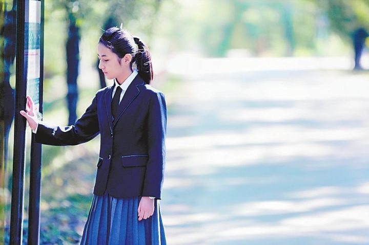 攀比心理的典型例子（中学生新型攀比方式）