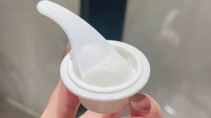 百植萃小绿瓶（分享5款性价比很高的国货）