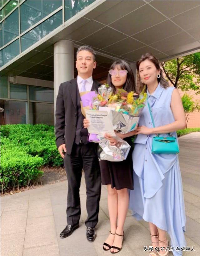 贾静雯老公（似乎没有那么可爱了）