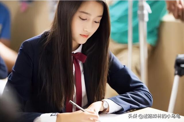 关晓彤个人资料（毕业生就业可考虑）