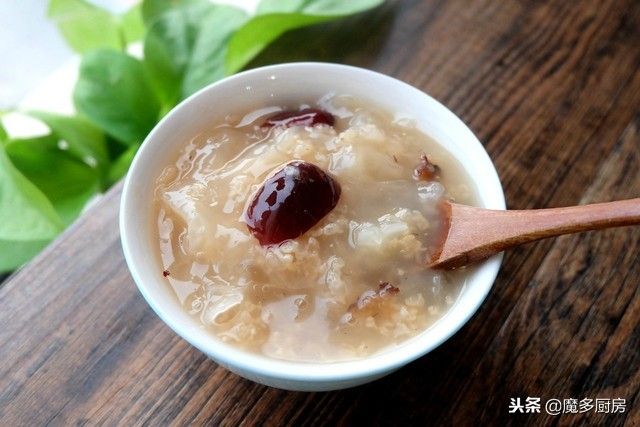 银耳粥的具体做法（银耳粥超简单的做法教程分享）