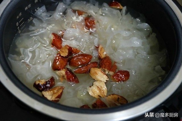 银耳粥的具体做法（银耳粥超简单的做法教程分享）