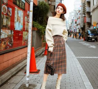 ​长款半身裙秋冬如何搭配?