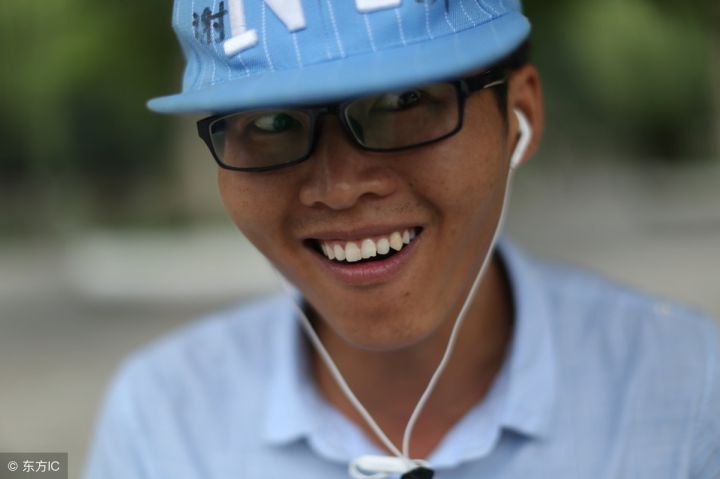 怎么把声音变好听男（男生让自己的声音好听的方法）