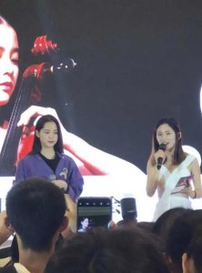 ​男生喜欢欧阳娜娜(欧阳娜娜唱歌的综艺节目)