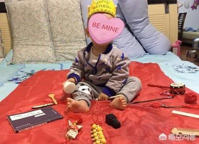 ​女孩子过周岁送什么礼物好(女孩一周岁生日礼物送什么)