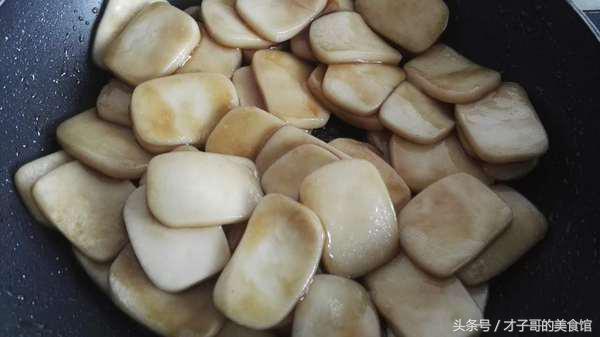 糖炒年糕的做法窍门（糖炒年糕烹饪教程分享）