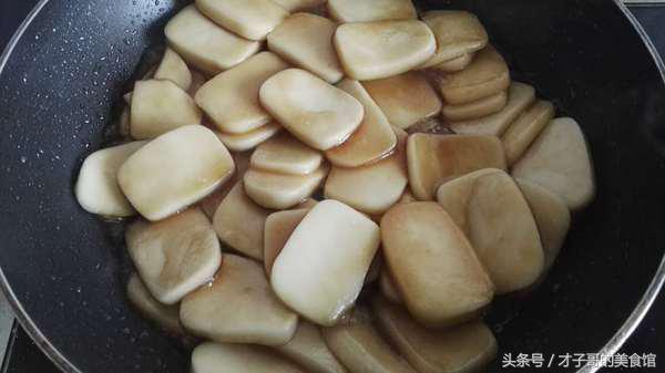 糖炒年糕的做法窍门（糖炒年糕烹饪教程分享）