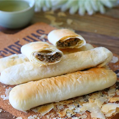 牛舌饼的做法及配方（家庭版稻香村牛舌饼）