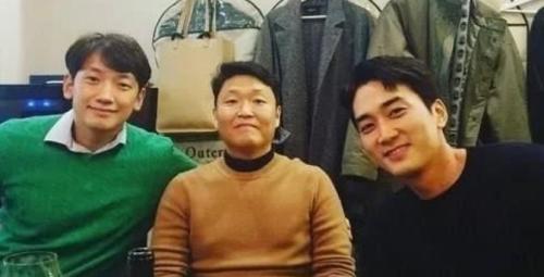 韩国鸟叔江南style讽刺了什么事(表达了什么意思)插图8