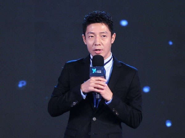 国字脸男生太丑了（国字脸撑起门面，小鲜肉引领美的潮流）