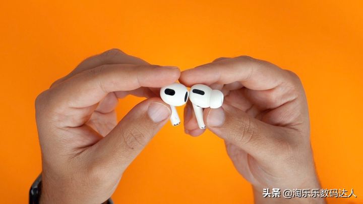苹果蓝牙耳机怎么激活（1分钟学会使用AirPods）