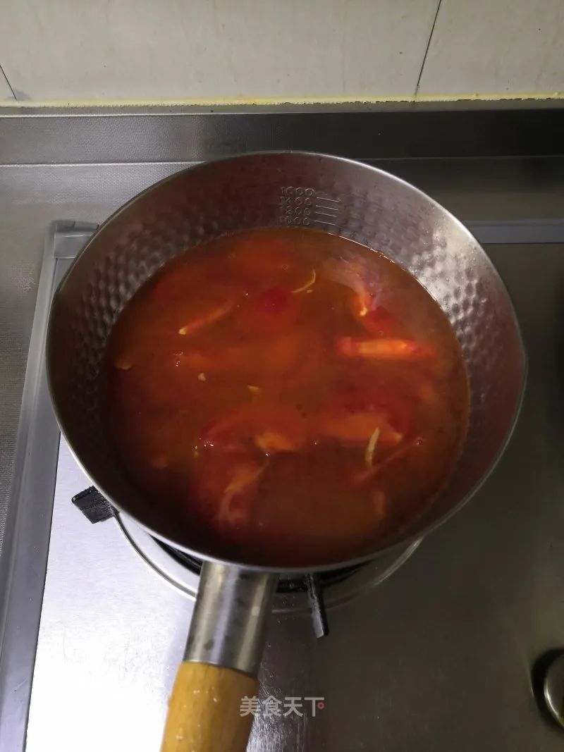 猪肝怎么煮好吃又嫩（猪肝菠菜番茄汤营养满满）