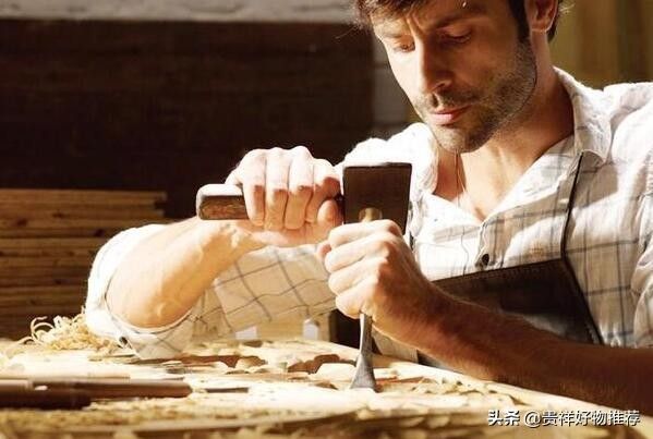 无学历高薪职业排行（10大低学历高薪的职业）