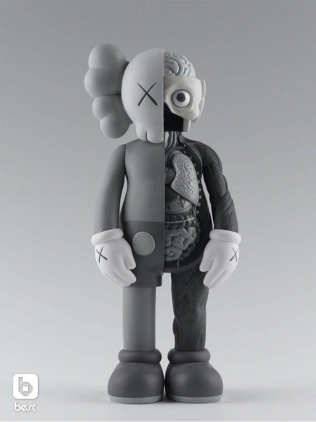 眼睛是两个x的公仔品牌（分享1款玩具公仔品牌）