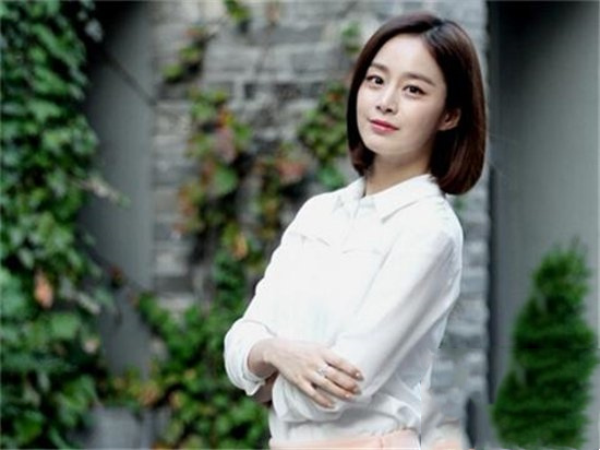 韩国十大漂亮女明星排行（韩国最出名的女明星）(1)_