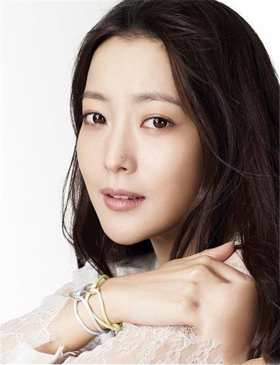 韩国十大漂亮女明星排行（韩国最出名的女明星）(6)_