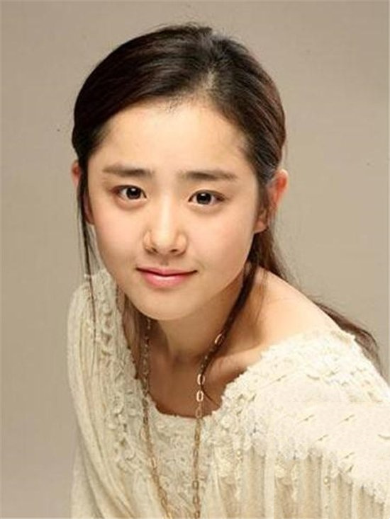 韩国十大漂亮女明星排行（韩国最出名的女明星）(7)_