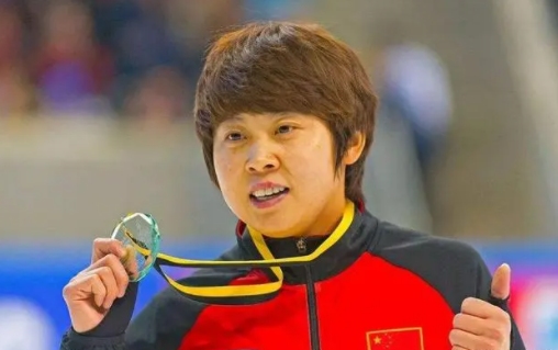 王濛退役了吗（王濛为何不参加比赛了）(3)_