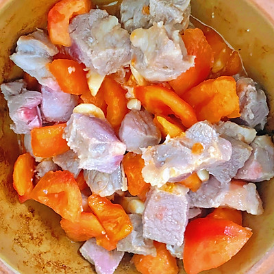 西红柿炖牛腩的步骤（番茄炖牛腩教程分享）