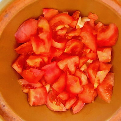 西红柿炖牛腩的步骤（番茄炖牛腩教程分享）