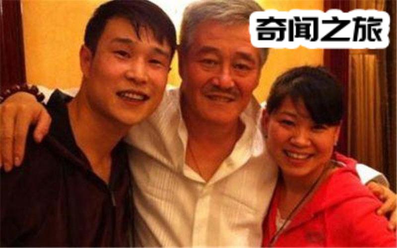 赵本山的徒弟小沈阳现在怎样（小沈阳不火原因合集）(3)_