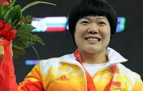 女子举重运动员有哪些（盘点十大女子举重运动员）(4)_