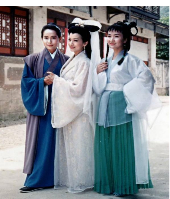 白素珍身世之谜是什么呢谜(白素珍是一个有着千百年历史的蛇妖)(2)_