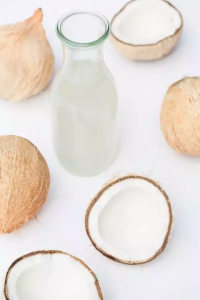 ​椰子壳可以做什么（椰壳的有效作用文章分享）