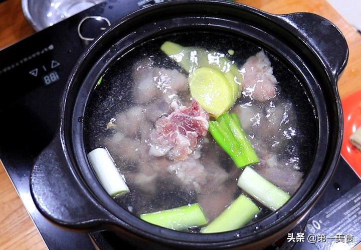 冬天炖什么汤有营养（最适合冬天喝的5种汤）