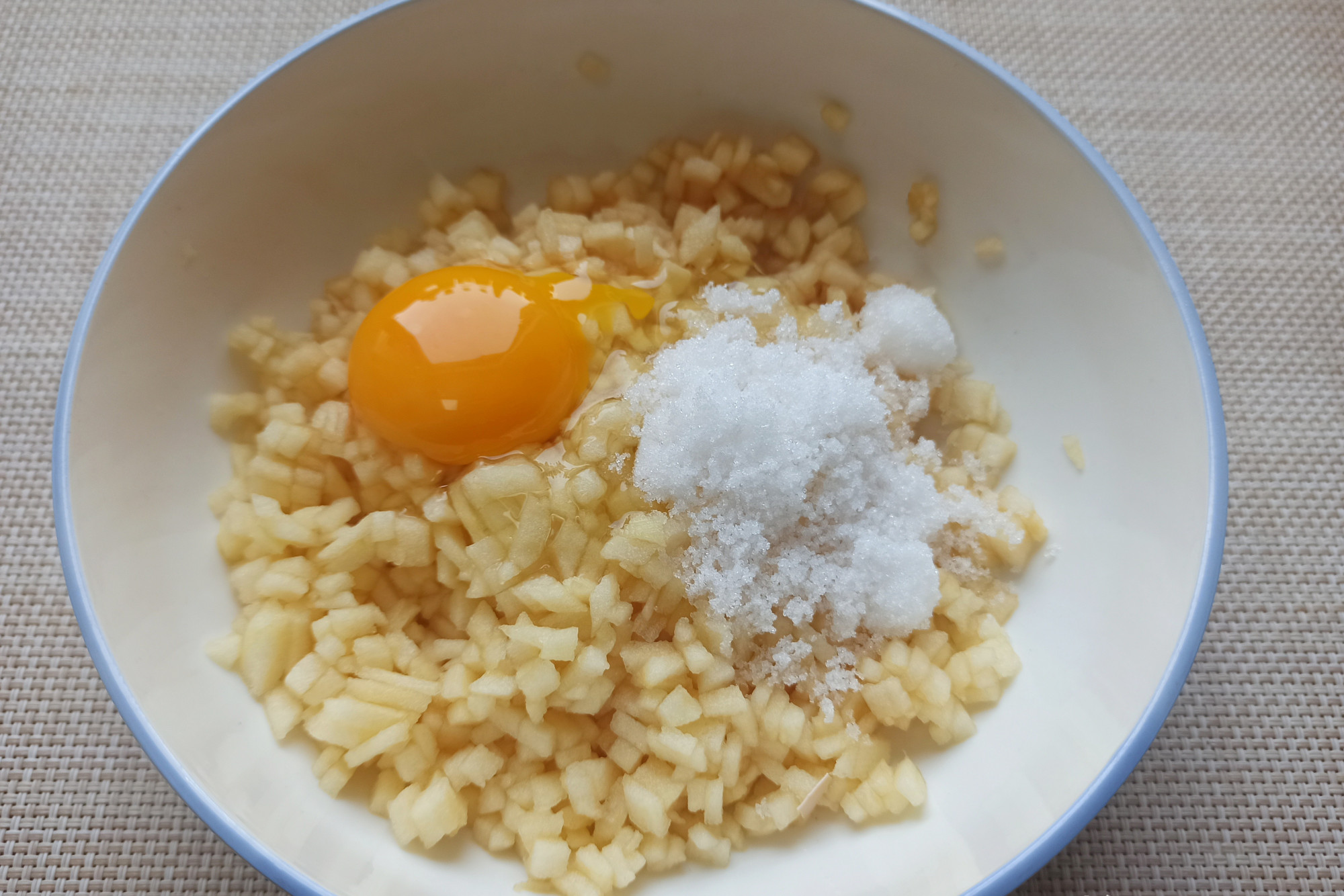 苹果的做法家常做法（酸甜可口的苹果5种做法）